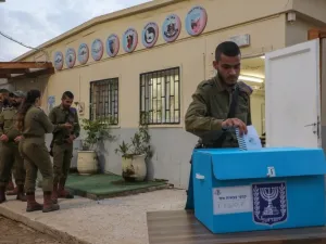 نتنياهو يتقدم في انتخابات الكنيست واسرائيل تتجه الى حكومة اكثر تشددا