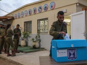 نتنياهو يتقدم في انتخابات الكنيست واسرائيل تتجه الى حكومة اكثر تشددا