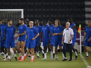 فرنسا تلاقي أستراليا اليوم (المصدر: أ ف ب)