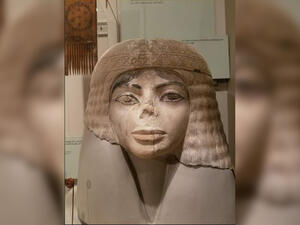 "Is Michael Jackson Egyptian?" people surprisingly wondered after the photo was shared online.