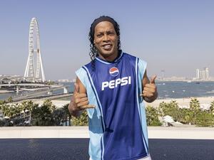 Pepsi® Brings the Nutmeg King, Ronaldinho, to Dubai