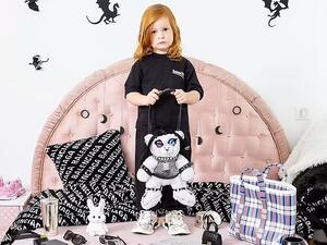 بالنسياغا متهمة بالترويج للعبودية واستغلال الاطفال في المحتوى الإباحي 