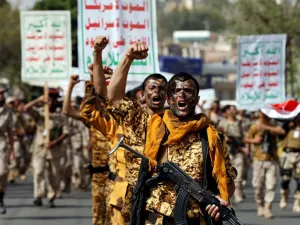 مقاتلون من جماعة أنصار الله