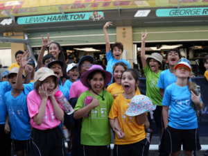 ADNOC Yas in Schools Students Visit the Pit Lane as #ABUDHABIGP Weekend Gets Underway