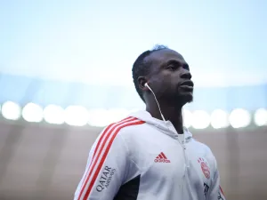 Bayern Munich's Senegalese forward Sadio Mane enters the pitch ahead of the start of the German first division Bundesliga football match between Hertha Berlin and FC Bayern Munich in Berlin on November 5, 2022. (Photo by Ronny Hartmann / AFP)