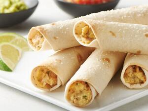 مقبلات كأس العالم ميني تاكو الدجاج