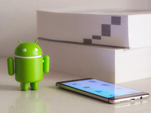 Google smartphone...