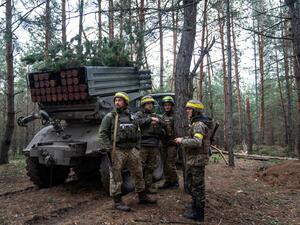 جيك سوليفان، قد اجرى مفاوضات سرية ومحادثات مع كبار المسؤولين الروس وتحديدا مع نظيره نيكولاي باتروشيف سكرتير مجلس الأمن الروسي