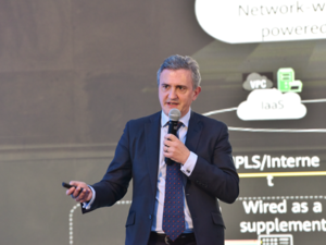 هواوي تطلق منتجاتها وابتكاراتها في تقنيات شبكات الاتصالات واسعة النطاق المعرّفة بالبرامج و"واي فاي 7" في السعودية