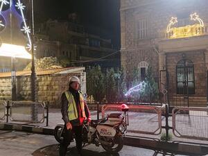 الاسد يزيد رواتب الشرطة واعضاء السلك التعليمي