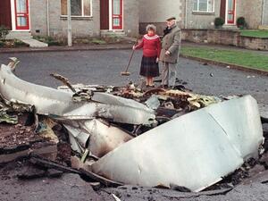 ملياري دولار لاهالي الضحايا 