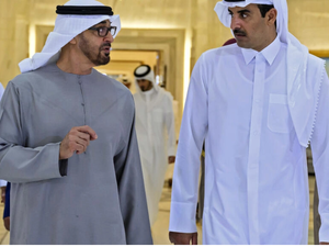 Qatar's Emir Sheikh Tamim bin Hamad Al-Thani (R) meeting with Emirati President Sheikh Mohamed bin Zayed al-Nahyan in Doha.