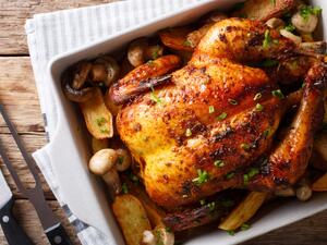 دجاج مشوي بزبدة الطماطم لعشاء الكريسماس