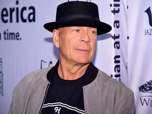 Bruce Willis enjoys Christmas as his health declines