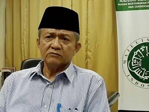 رئيس مجلس العلماء في إندونيسيا أنور عباس