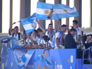 المنتخب الأرجنتيني يحتفل بكأس العالم 2022