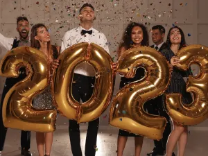 10 أفكار ديكور لاستقبال العام الجديد 2023 