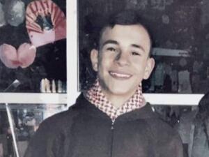 استشهاد الطفل الفلسطيني ادم عياد  15 عاماً