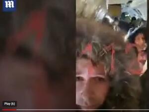 ركاب طائرة روسية يصلون بسلام بعد تحطم الباب الخلفي في الجو