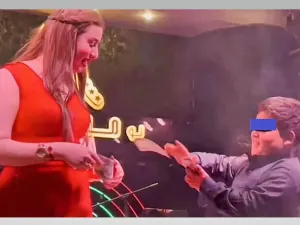 اطفال زبائن الملاهي الليلية في العراق