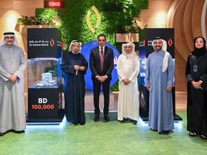 Al Salam Bank announces the winners of the grand prizes for the Danat and Thimaar Saving Schemes for the year 2022