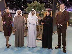 The Environment Agency - Abu Dhabi Bestows Honorary Green Industries Eco-Label Upon Etihad Airways  