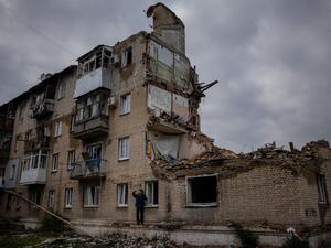 روسيا تطلق عشرات الصواريخ باتجاه أوكرانيا (أ ف ب)