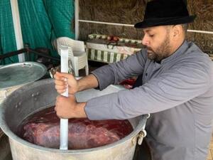 ذبح مهر وطهيه لحمه في السعودية