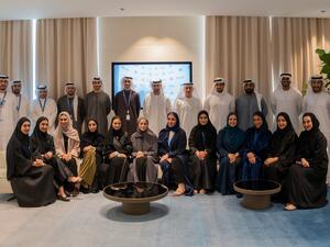 دو تعيّن 25 موظفاً جديداً من الكفاءات الإماراتية وحديثي التخرج مع بداية العام الجديد