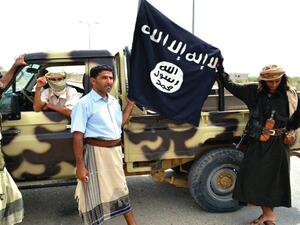 عناصر من القاعدة