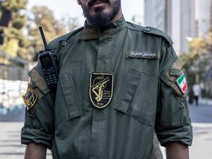 تصرفات لا اخلاقية يمارسها الحرس الثوري الايراني في سورية 