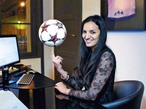 سونيا سويد فضحت رئيس الاتحاد الفرنسي بكل شجاعة