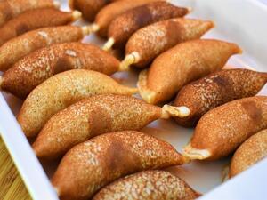 القطايف اسم يكاد يكون مرادفا لرمضان في الأردن وبلاد الشام ومصر