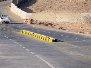 شارع العشرين بمدينة عتق بمحافظة شبوة اليمنية