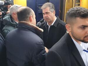 وزير الخارجية الإسرائيلي ايلي كوهين خلال وصوله إلى كييف