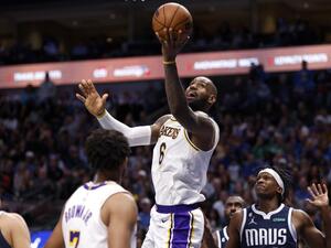 ليبرون جيمس (المصدر: أ ف ب)