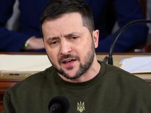  الرئيس الأوكراني فولوديمير زيلينسكي