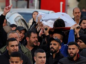 قوات الاحتلال تقتحم نابلس فجر الاثنين 