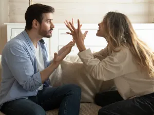 الغضب يدمر علاقات مواليد هذه الأبراج