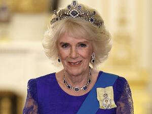 الملكة القرينة كاميليا