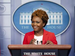 المتحدثة باسم البيت الأبيض "كارين جان-بيير" 