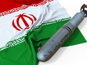 تقدم ايران دعما غير محدود للمليشيا الحوثية التي تستولي على الحكم في اليمن