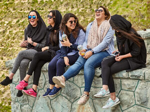 شرطي ايراني: امر الحجاب لا يعنيني