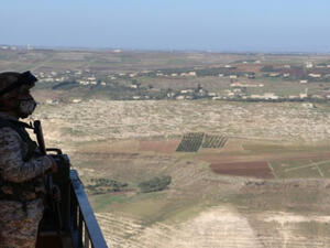 يعاني الأردن، بشكل كبير من عمليات التهريب في المنطقة الحدودية مع سوريا