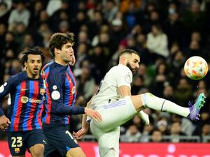 برشلونة يتطلع لتأكيد تفوقه على ريال مدريد في مواجهة العودة (المصدر: أ ف ب)