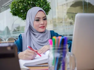 حظك اليوم وتوقعات الأبراج الإثنين 3 نيسان/أبريل 2023