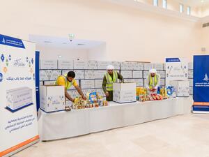 مصرف الشارقة الإسلامي يُطلق مبادرته المجتمعية الرمضانية "ميرك عند باب بيتك"