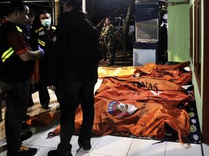  18 شخصا على الأقل لقوا مصرعهم، ونقل50 آخرين إلى مستشفيات، بعضهم مصاب بحروق بالغة.