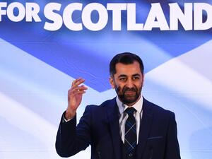 Scottish Parliament elects Humza Yousaf as PM