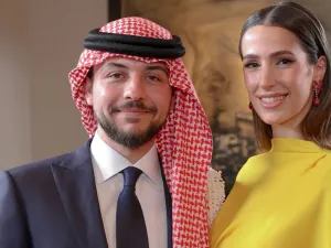 تفاصيل إطلالة رجوة بنت خالد آل سيف خطيبة الأمير حسين